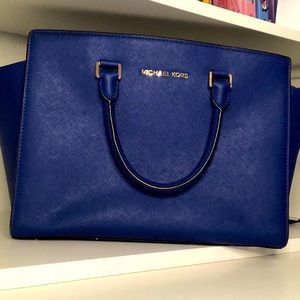 Michael Kors blue handbag